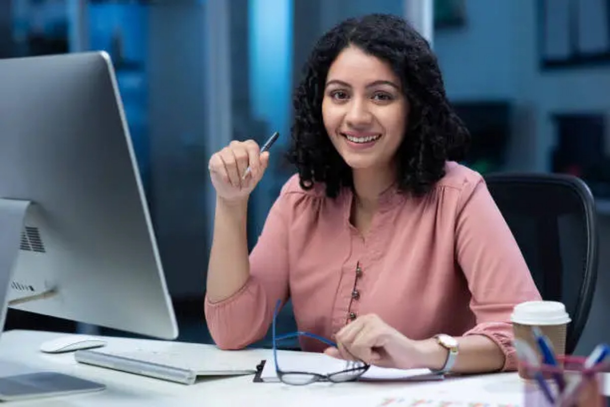 The Role of Women in Tech Careers: Breaking Barriers and Shaping the Future